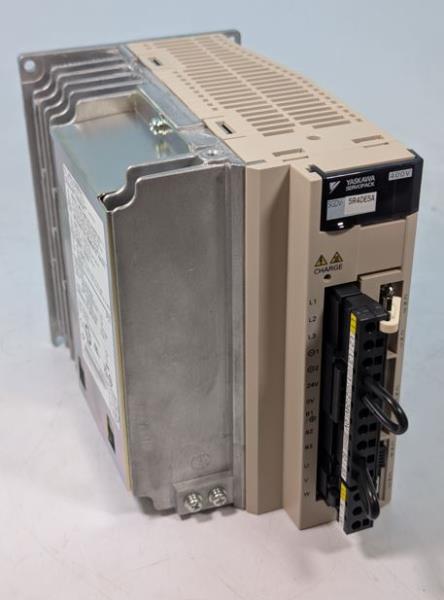 Yaskawa Electric SGDV-5R4DE5A