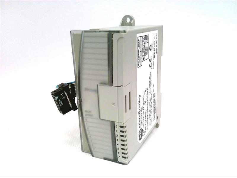 Allen Bradley 1762-OW8