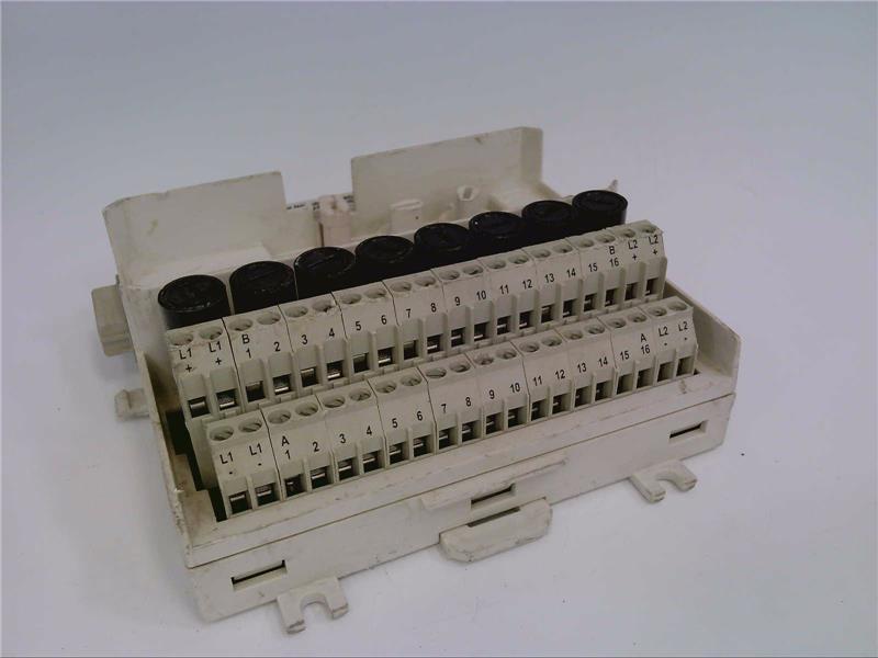 Asea Brown Boveri 3BSE008572R1