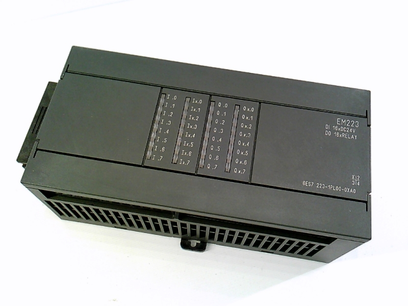 Siemens 6ES7223-1PL00-0XA0