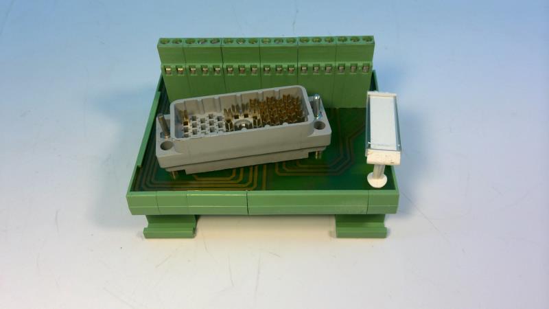 Phoenix Contact UMK- EC56/32-XUR