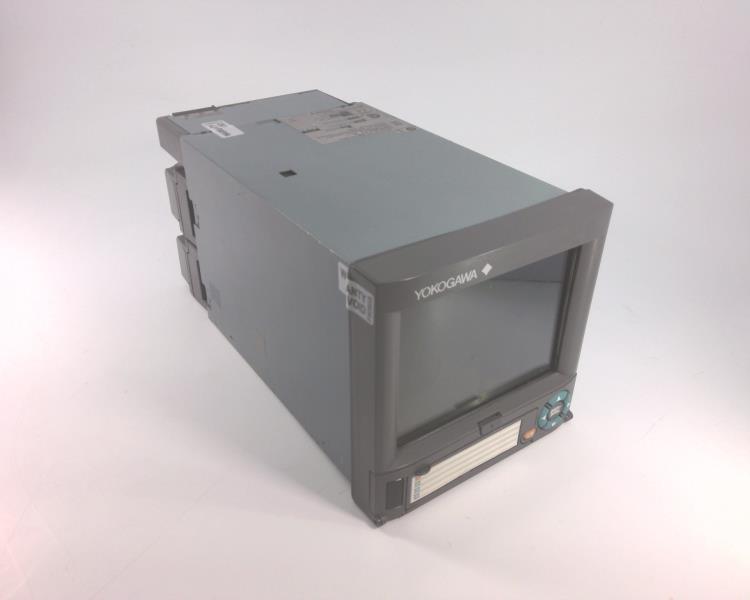 Yokogawa DX1004N-3-4-2/M1/R1/CC1/S2
