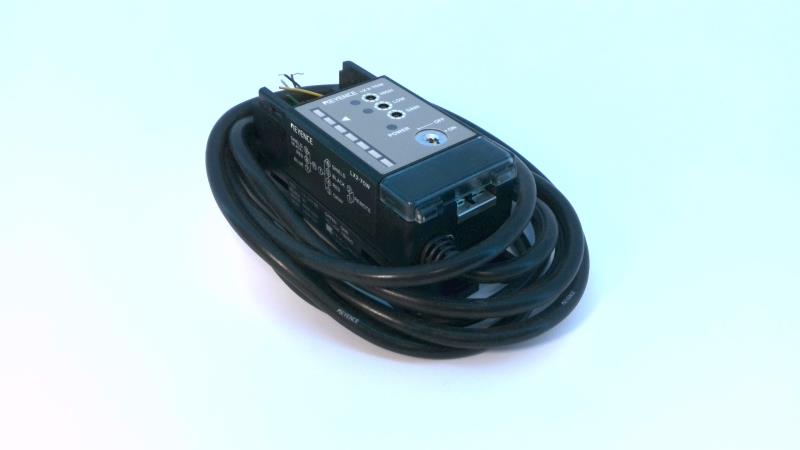Keyence Corp LX2-70W