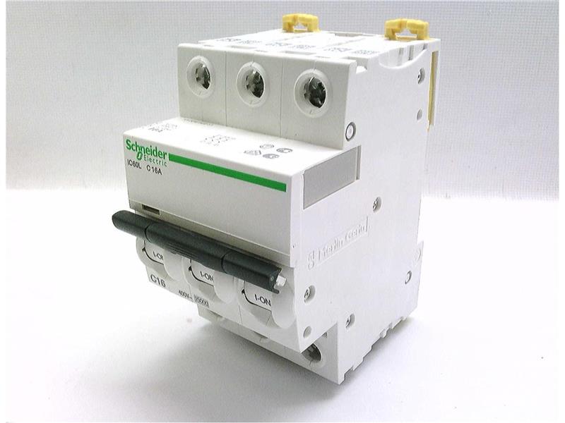 Schneider Electric A9F94316