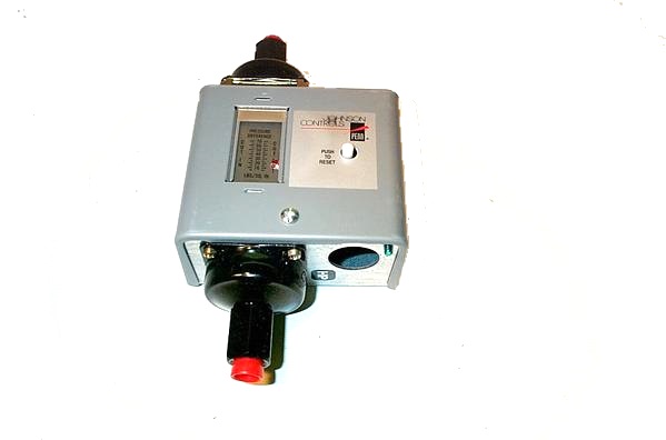 Johnson Controls P74AB-1