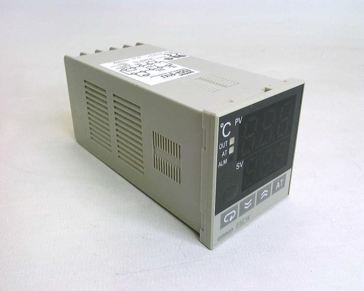 Omron E5CW-Q1KJ