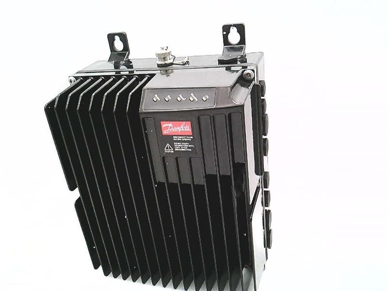 Vacon FCD322-P-T4-P66-STR1-DC-F00-T52-C0