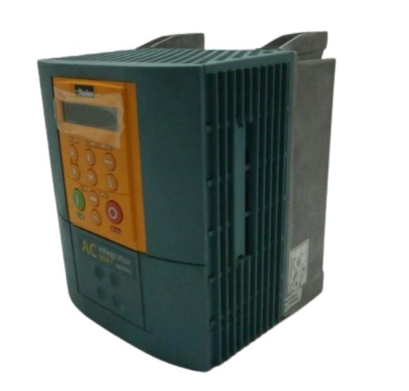 Ssd Drives 690PB/0015/400/3/F/0011/UK/0/0/0/0/0